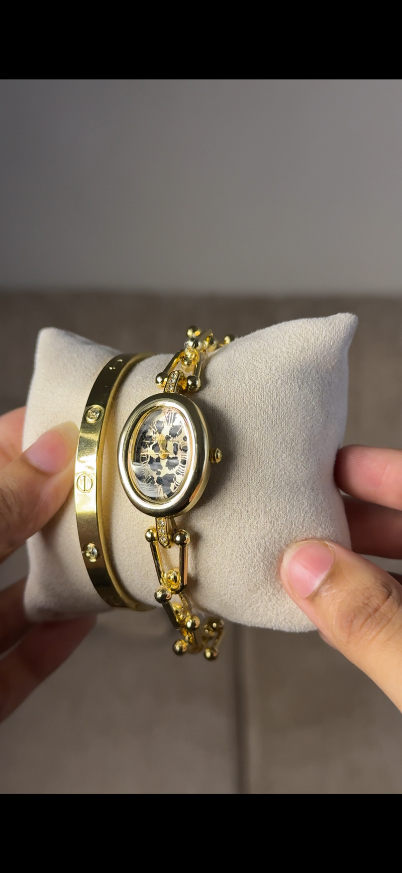 Eliyina Tiger Oval + Cartier Love Bracelet (Free)