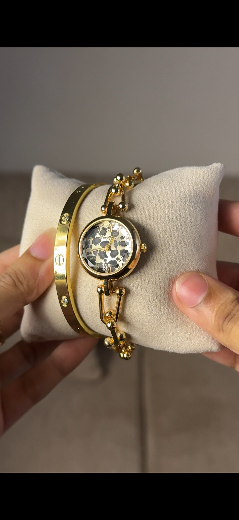 Eliyina Circle Tiger + Clover Bracelet (Free) + Mystery Ring (Free)