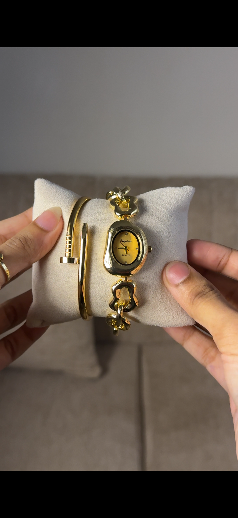 Eliyina Bean Golden + Cartier Love Bracelet (Free)