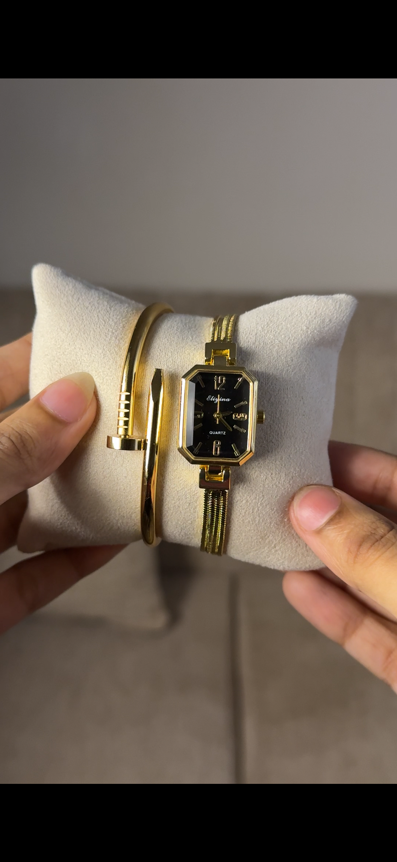 Eliyina Retangular Black + Cartier Love Bracelet (Free)