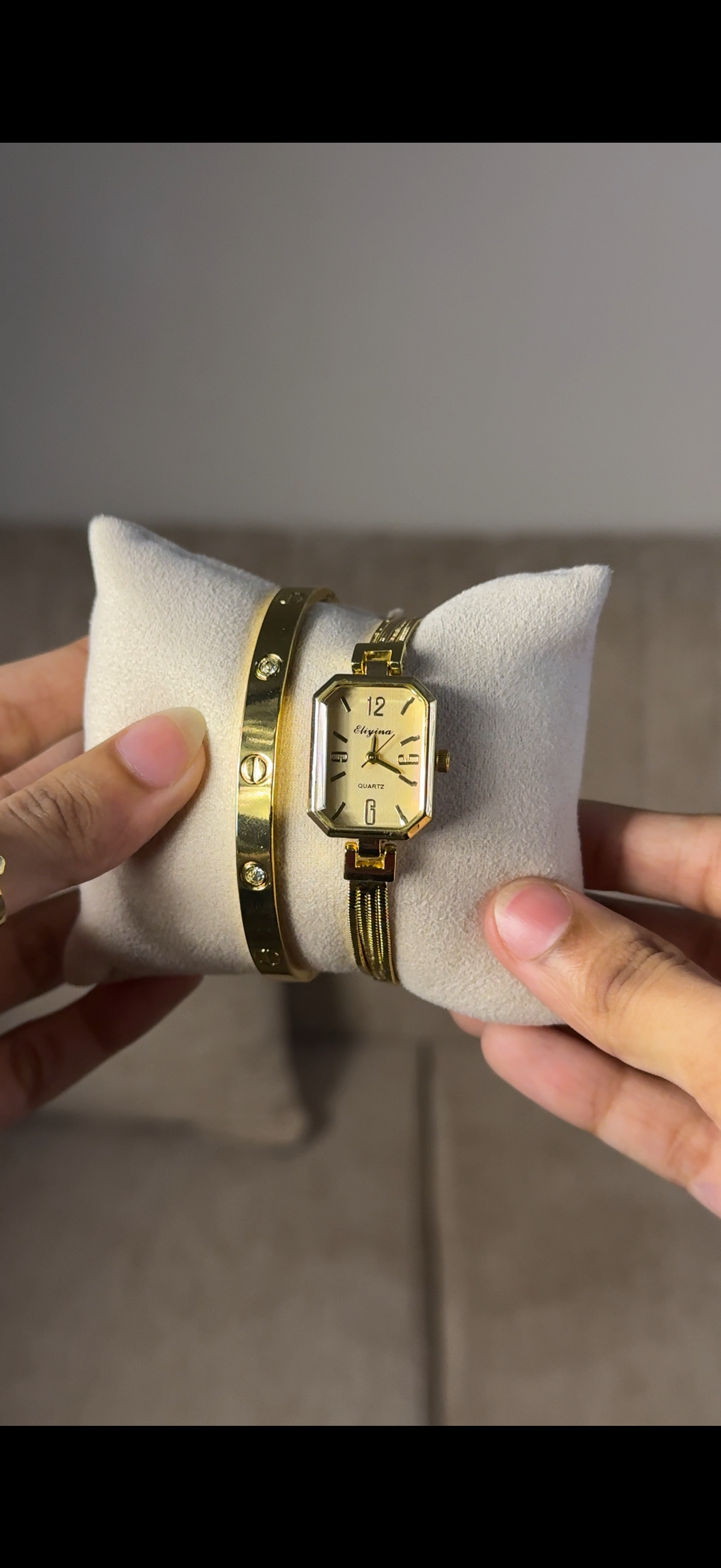 Eliyina Retangular Golden + Cartier Love Bracelet (Free)