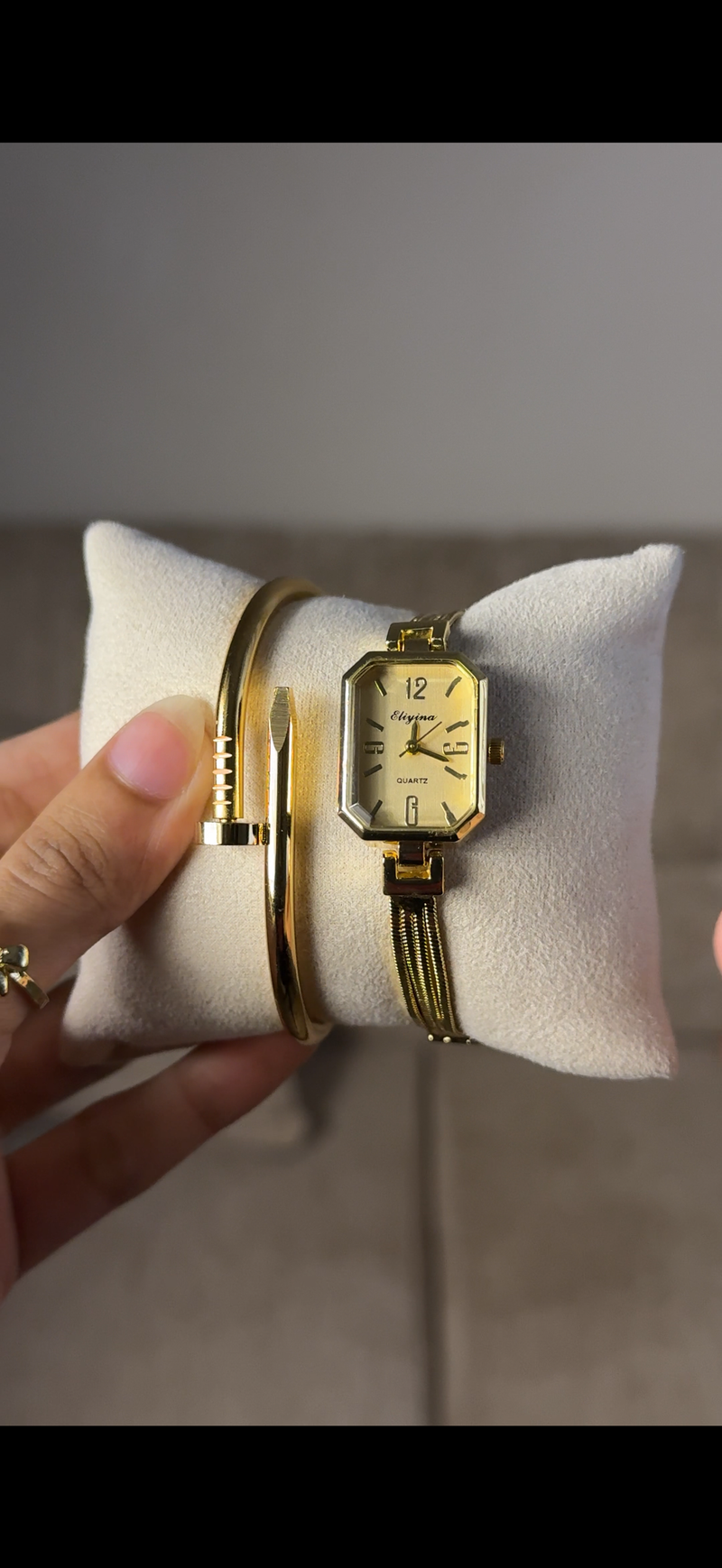 Eliyina Retangular Golden + Cartier Love Bracelet (Free)