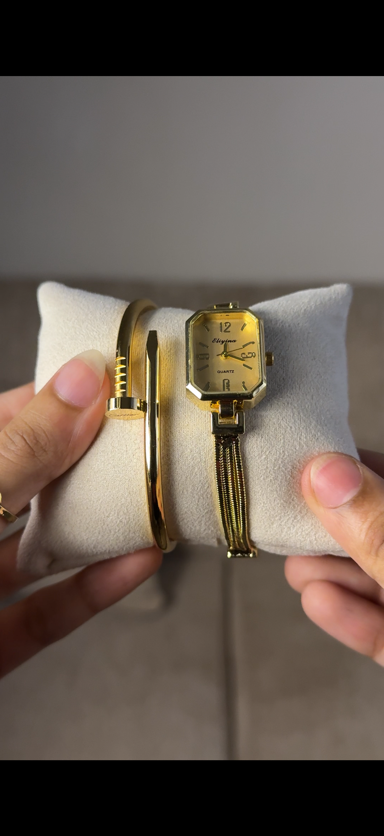 Eliyina Retangular Golden + Cartier Love Bracelet (Free)