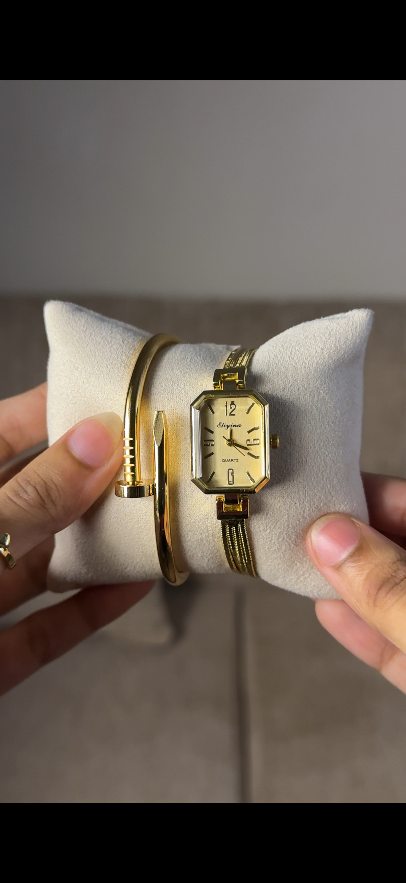 Eliyina Retangular Golden + Clover Bracelet (Free) + Mystery Ring (Free)