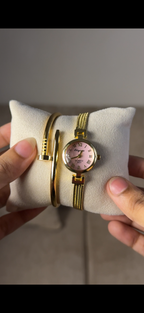 Eliyina Circle White + Clover Bracelet (Free) + Mystery Ring (Free)