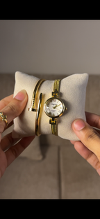 Eliyina Circle White + Clover Bracelet (Free) + Mystery Ring (Free)