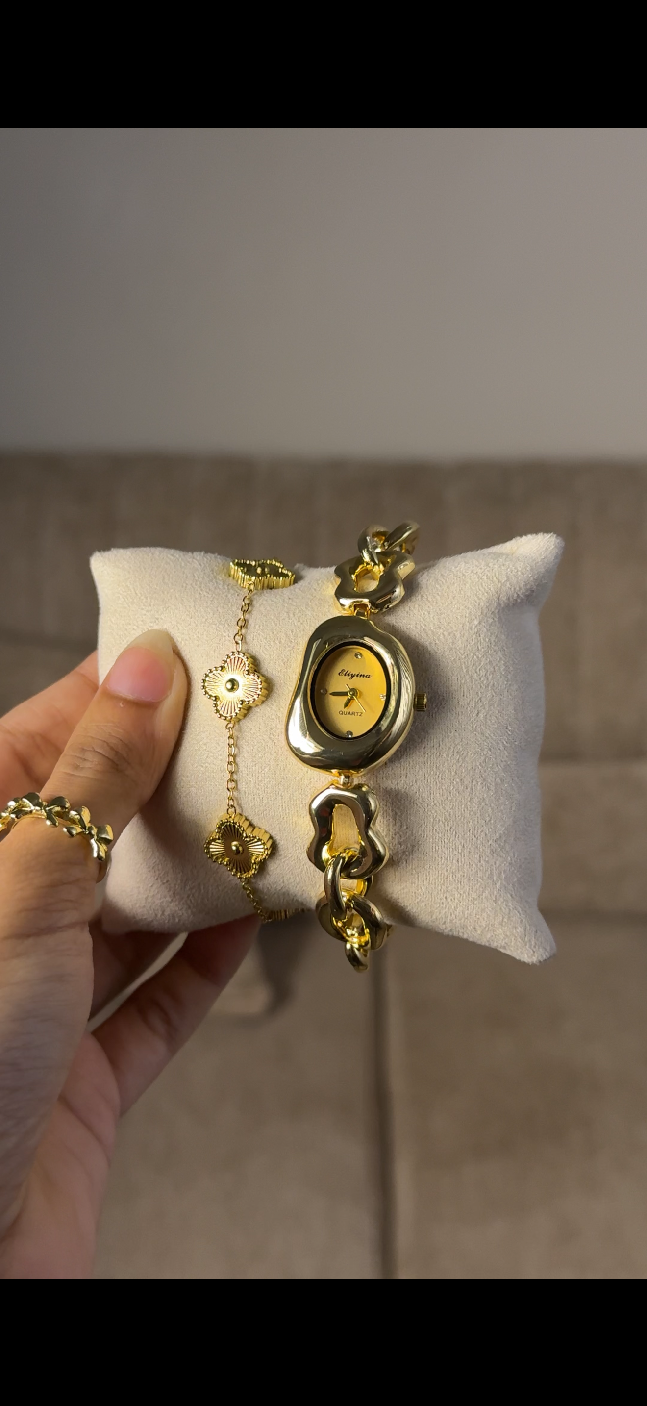 Eliyina Bean Golden +Cartier Nail Bracelet (Free)