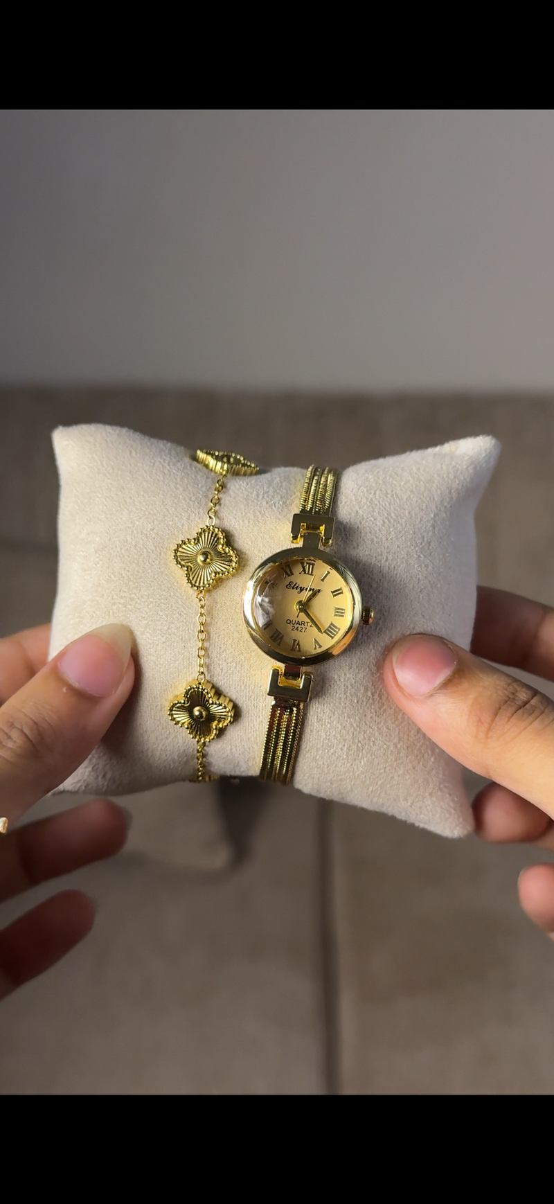Eliyina Circle Golden + Clover Bracelet (Free) + Mystery Ring (Free)