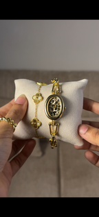 Eliyina Tiger Oval + Cartier Love Bracelet (Free)