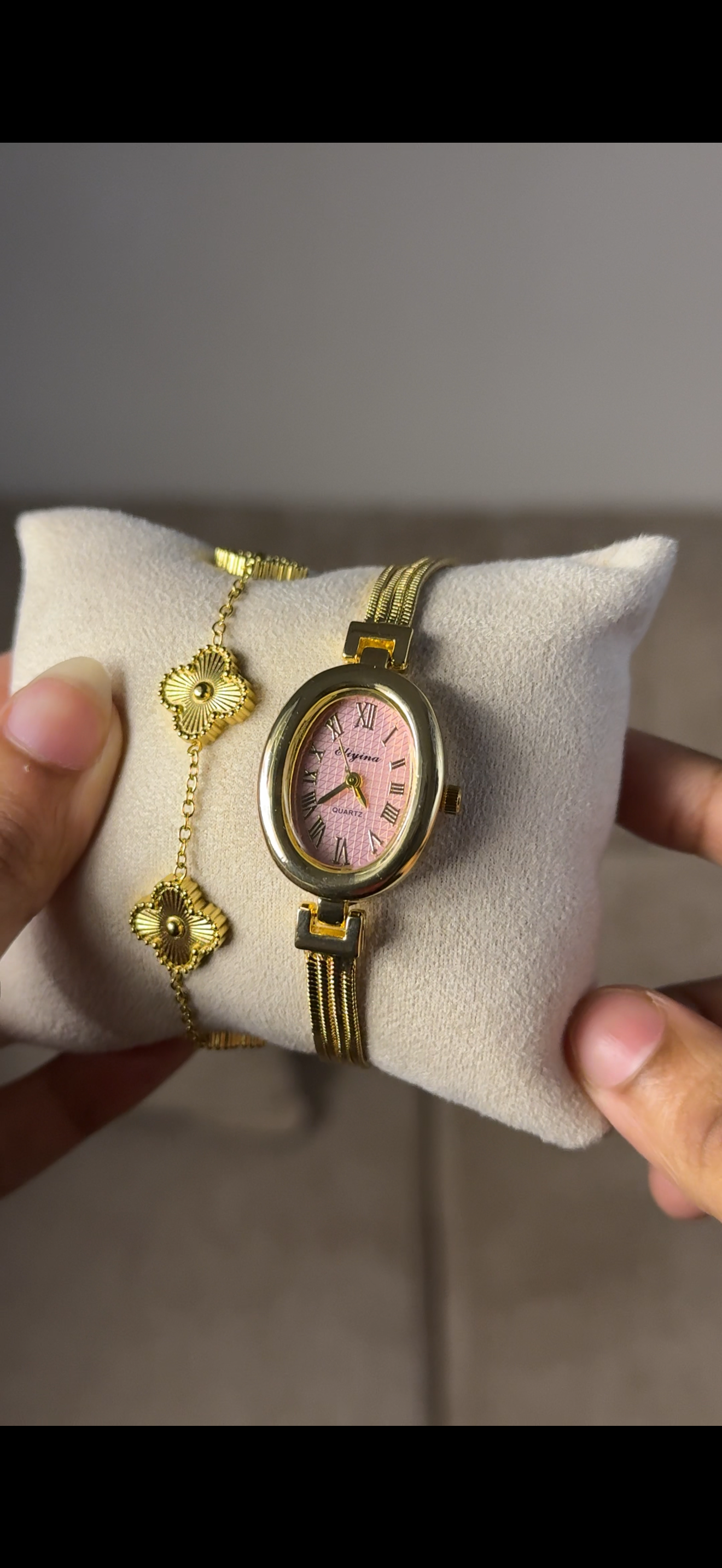 Eliyina Pink oval + Cartier Love Bracelet (Free)