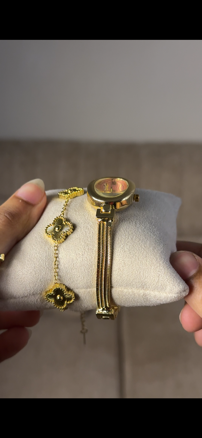 Eliyina Gold Oval + Cartier Love Bracelet (Free)