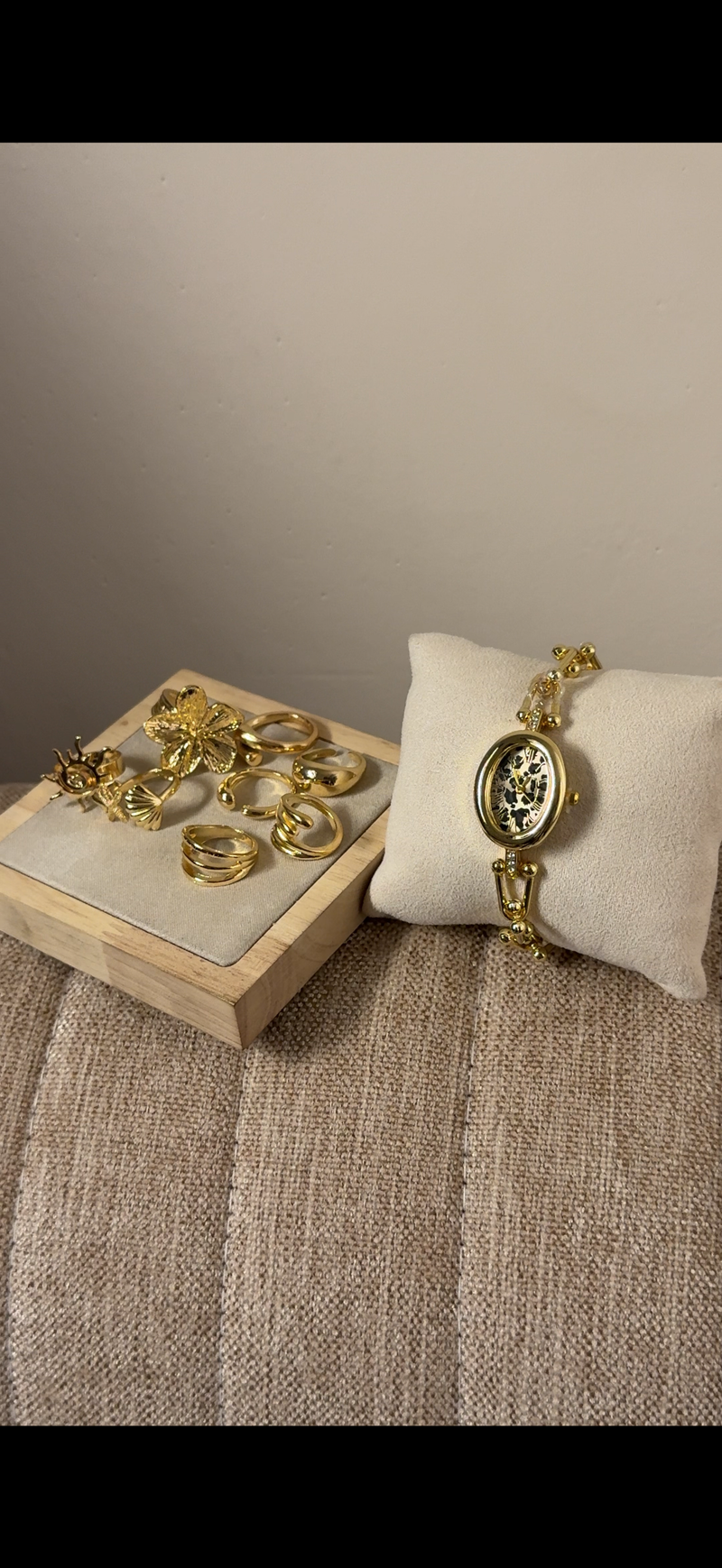 Eliyina Tiger Oval + Clover Bracelet (Free) + Mystery Ring (Free) (Copy)