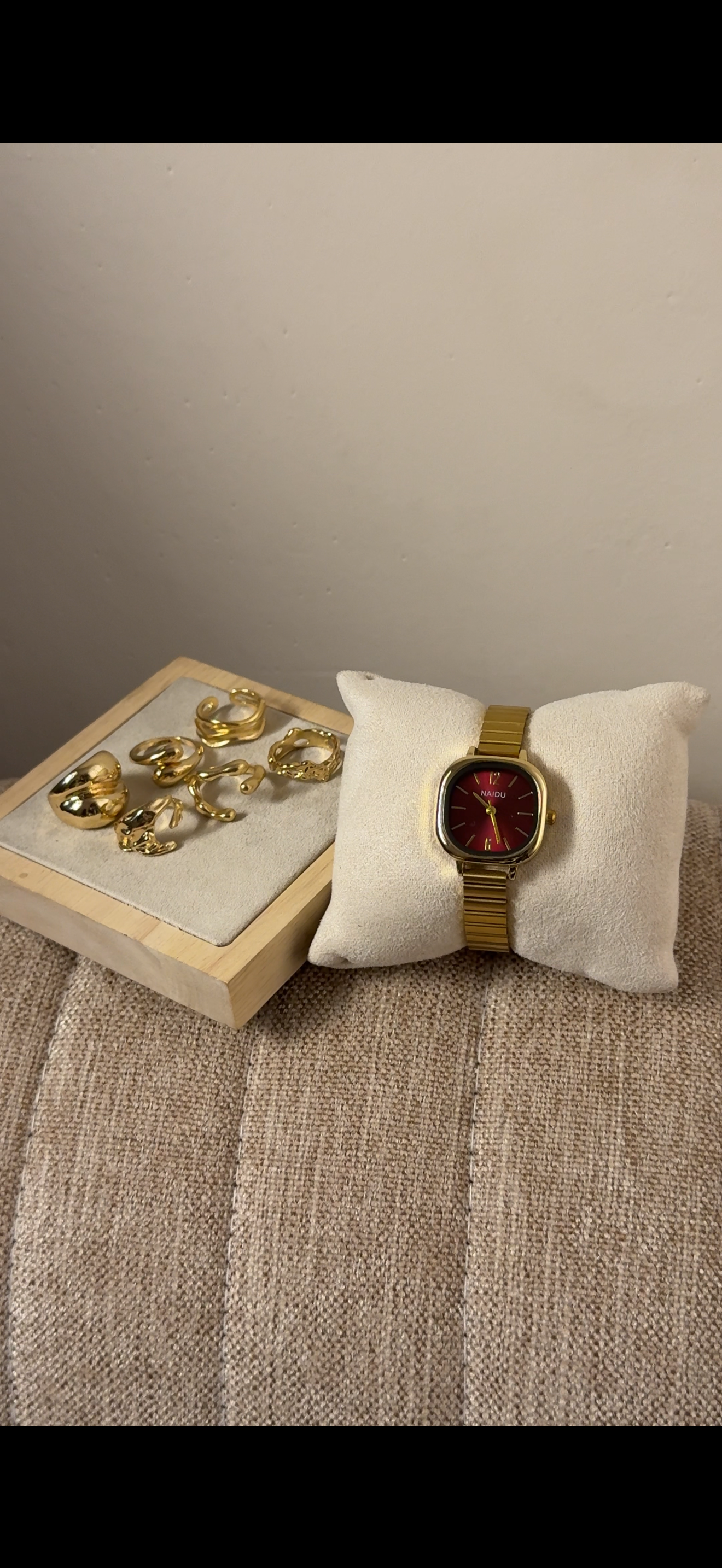 Naidu  red dial + Get
