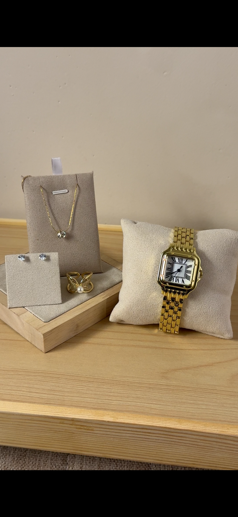QURTZ Gold + Clover Bracelet (Free)+ Mystery Ring(Free) (Copy)