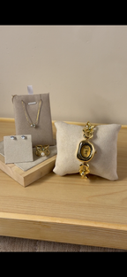 Eliyina Bean Golden + Clover Bracelet (Free) + Mystery Ring (Free) (Copy)