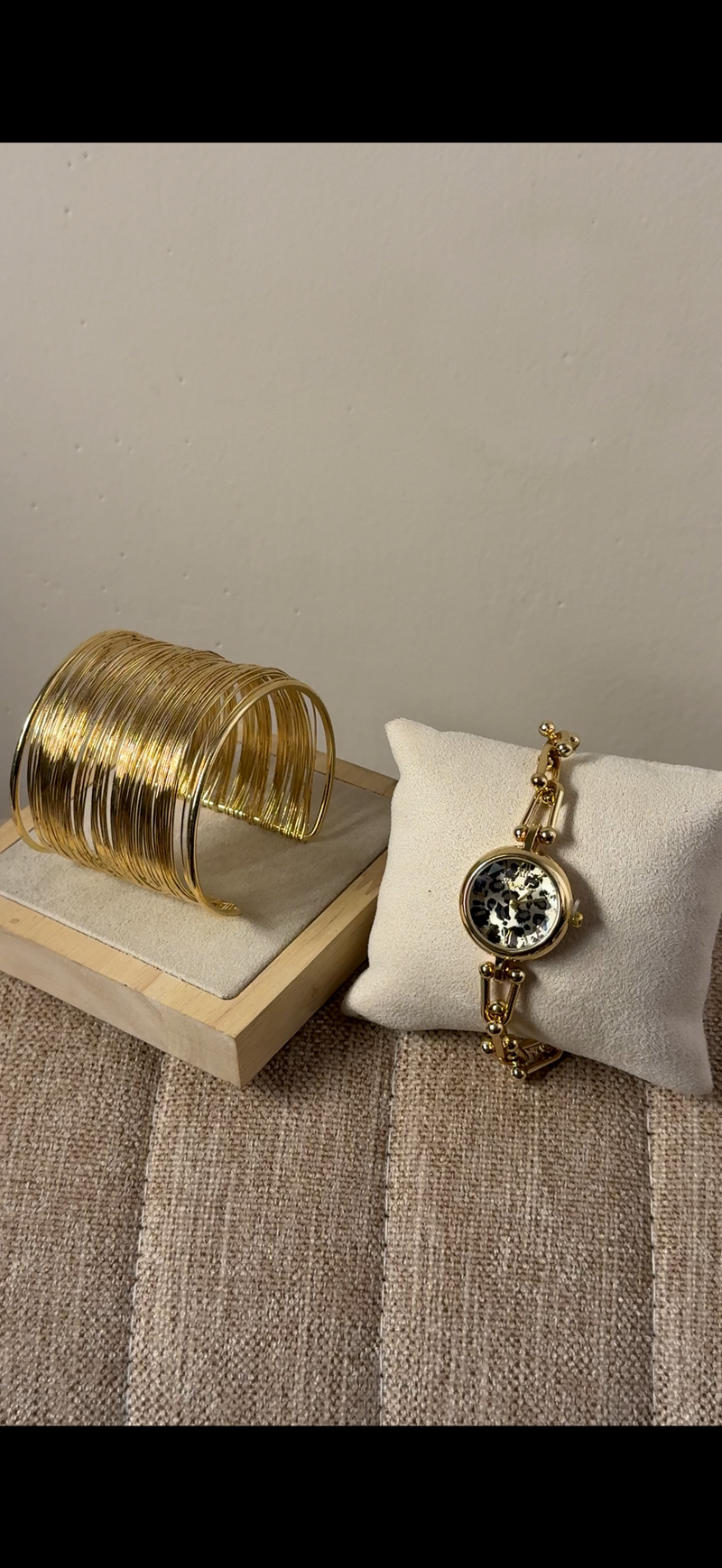 Eliyina Circle Tiger + Clover Bracelet (Free) + Mystery Ring (Free) (Copy)