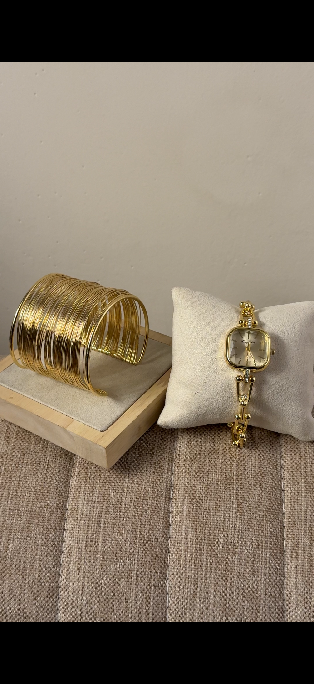 Eliyina Sqaure Full Dial White + Clover Bracelet (Free) + Mystery Ring (Free) (Copy)