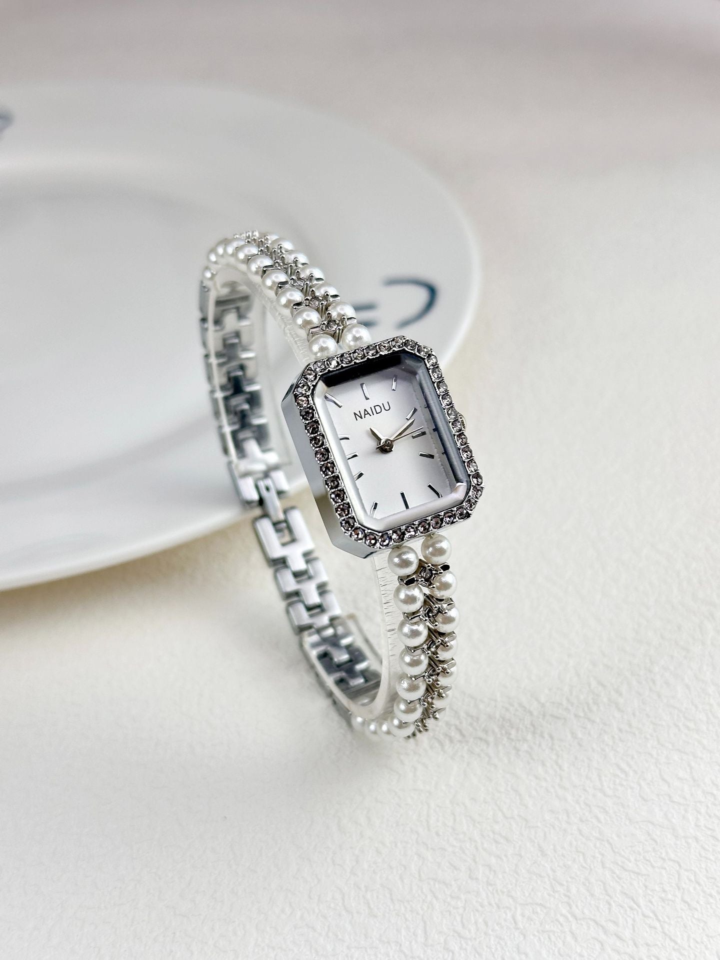 Naidu Pearl vintage